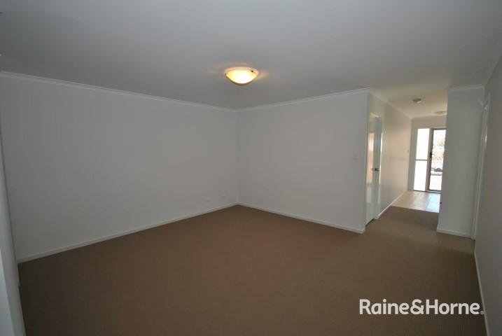 Photo - 64 Peppermint Drive, Worrigee NSW 2540 - Image 9