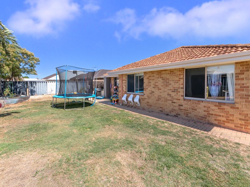 Photo - 64 Pimento Circle, Port Kennedy WA 6172 - Image 22