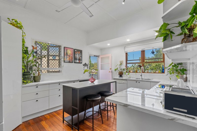 Photo - 64 Pine Mountain Road, North Ipswich QLD 4305 - Image 3