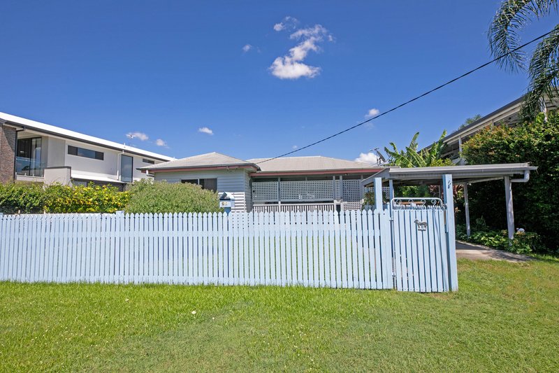 Photo - 64 Pleystowe Crescent, Hendra QLD 4011 - Image 5