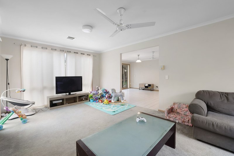 Photo - 64 Purchas Street, Werribee VIC 3030 - Image 6