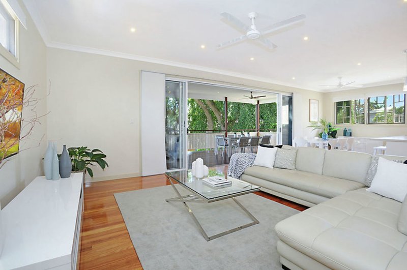 Photo - 64 Raff Avenue, Holland Park QLD 4121 - Image 3