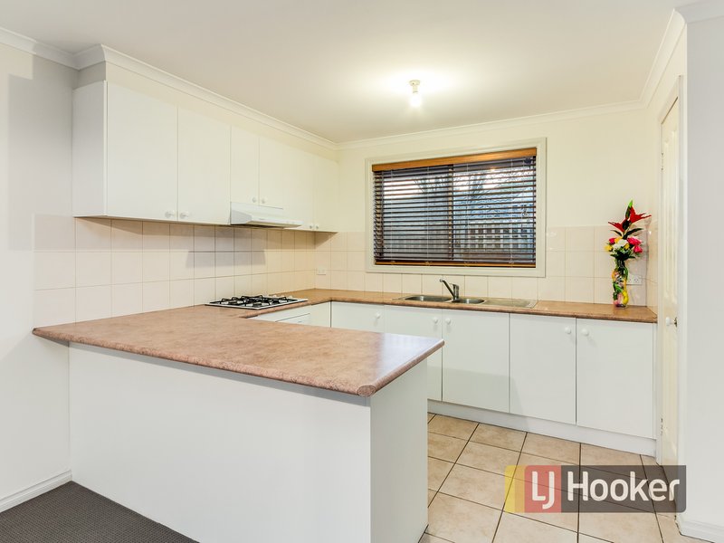 Photo - 64 Raisell Road, Cranbourne West VIC 3977 - Image 5