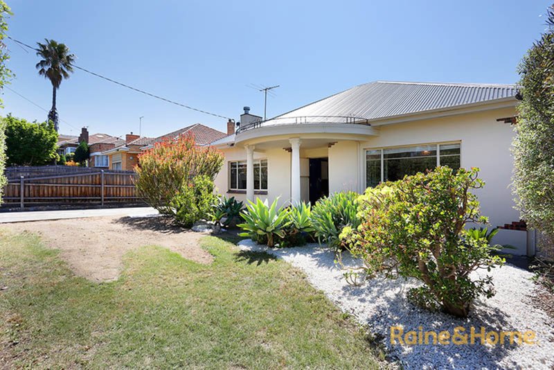 64 Raleigh Road, Maribyrnong VIC 3032