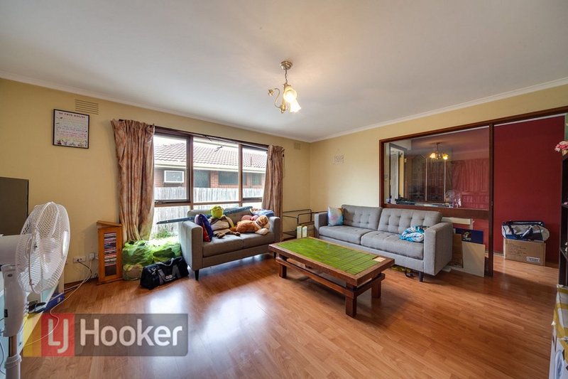 Photo - 64 Rawdon Hill Drive, Dandenong North VIC 3175 - Image 3