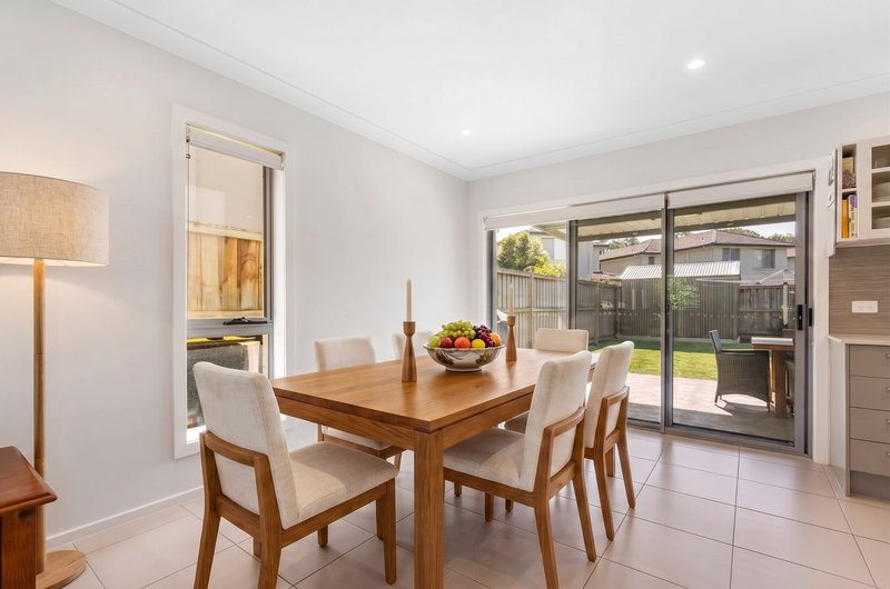 Photo - 64 Regentville Drive, Elizabeth Hills NSW 2171 - Image 4