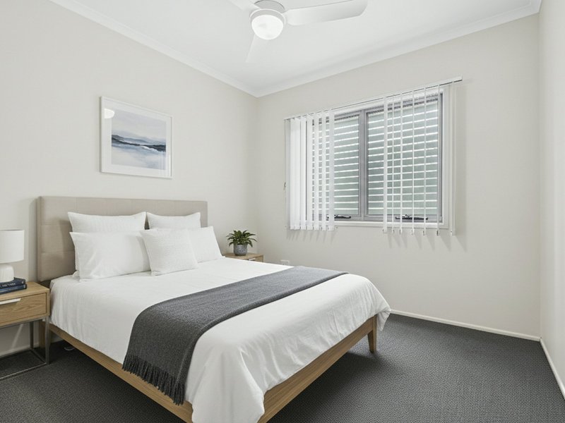 Photo - 6/4 Reserve Court, Murrumba Downs QLD 4503 - Image 6