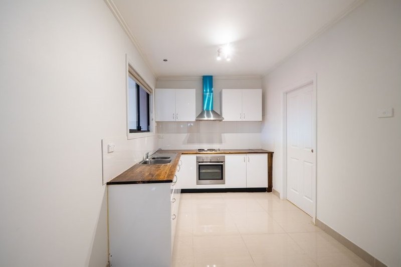 Photo - 64 Reservior Road, Mount Pritchard NSW 2170 - Image 5