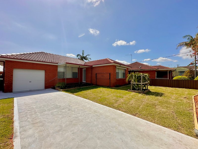 Photo - 64 Robin Crescent, Woy Woy NSW 2256 - Image 1