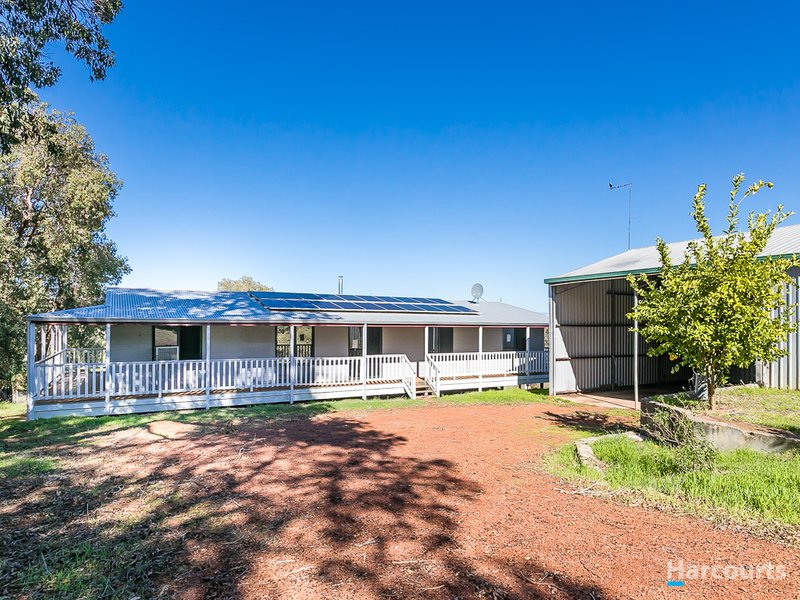 64 Robinson Street, Gingin WA 6503