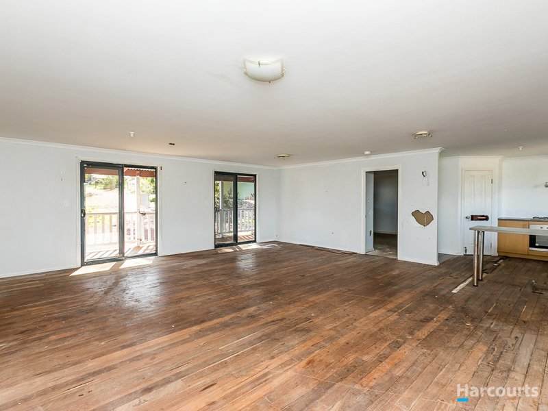 Photo - 64 Robinson Street, Gingin WA 6503 - Image 4