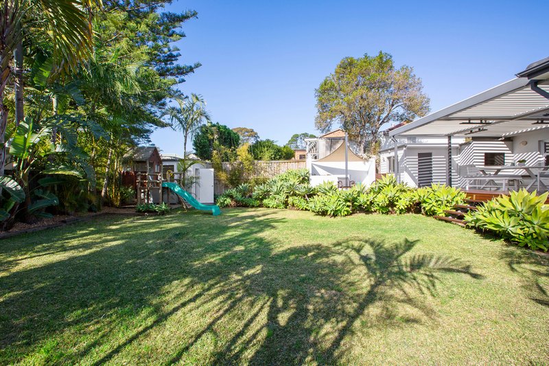 Photo - 64 Rose Avenue, Wheeler Heights NSW 2097 - Image 3