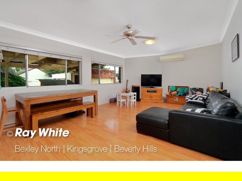 Photo - 64 Rosebank Avenue, Kingsgrove NSW 2208 - Image 5