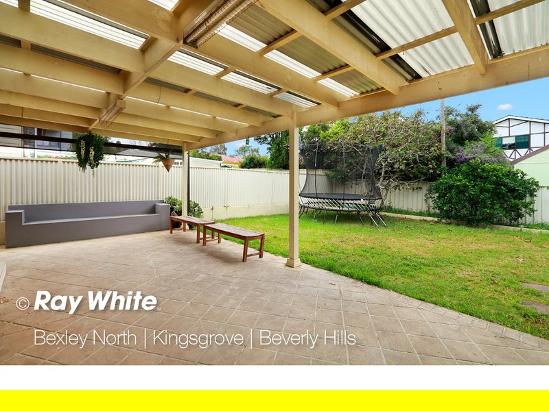 Photo - 64 Rosebank Avenue, Kingsgrove NSW 2208 - Image 6