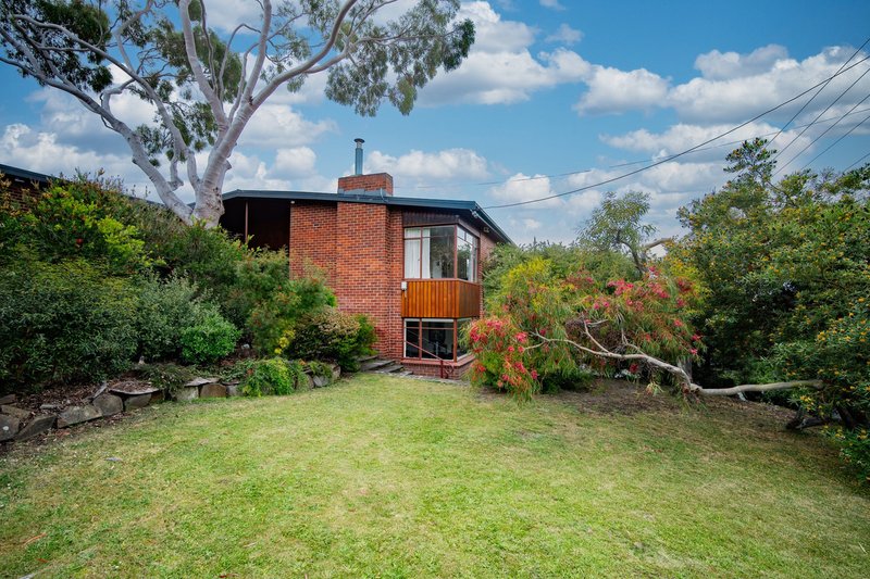 Photo - 64 Rosny Esplanade, Rosny TAS 7018 - Image 3