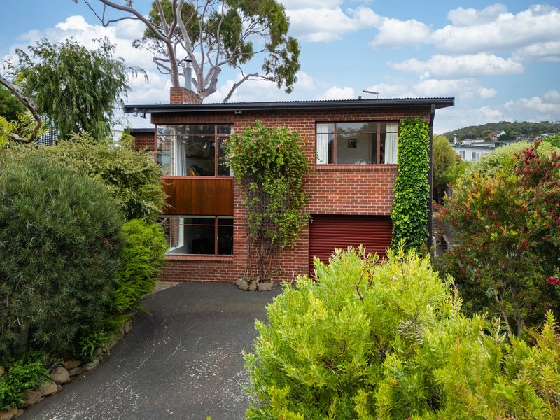 Photo - 64 Rosny Esplanade, Rosny TAS 7018 - Image 4