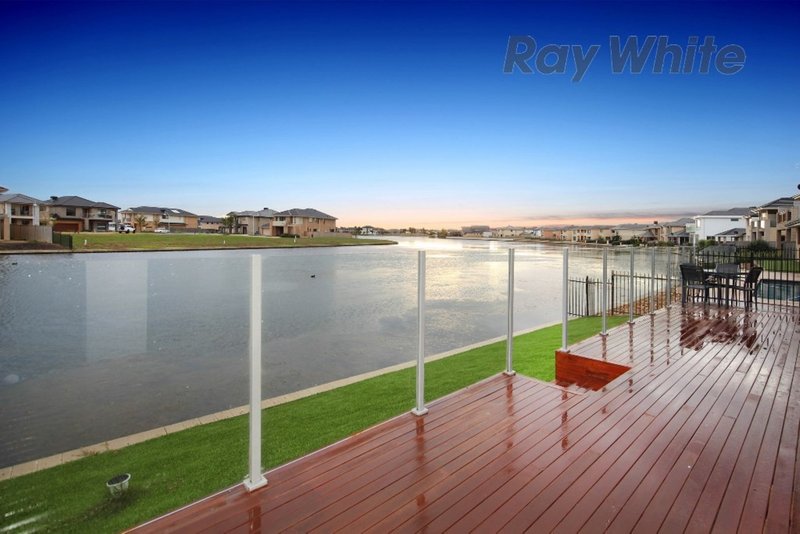 Photo - 64 Sanctuary Lakes East Boulevard, Point Cook VIC 3030 - Image 20