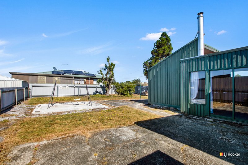 Photo - 64 Saunders Street, Wynyard TAS 7325 - Image 11