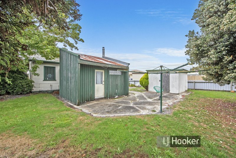 Photo - 64 Saunders Street, Wynyard TAS 7325 - Image 12