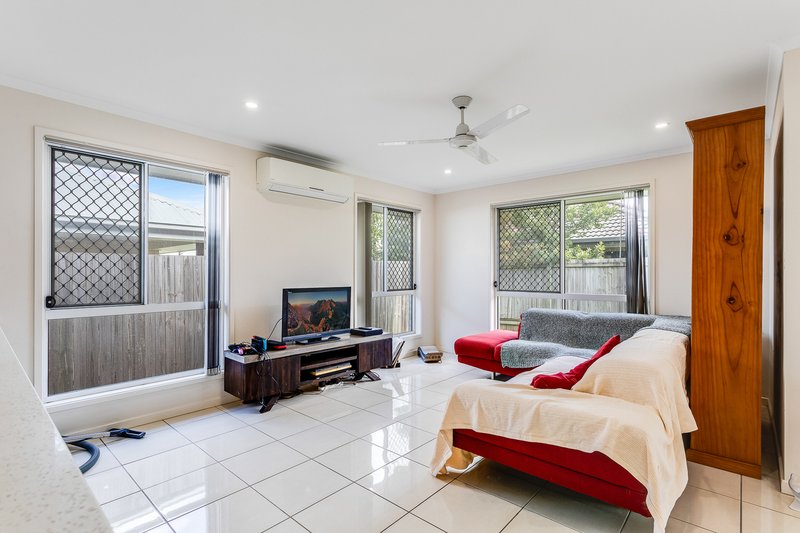 Photo - 64 Sawmill Drive, Griffin QLD 4503 - Image 5