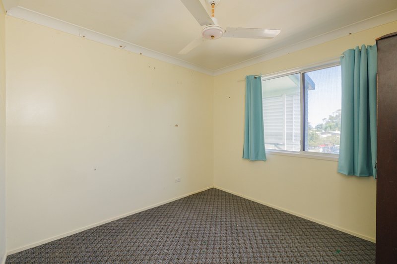 Photo - 64 Scott Street, Kawana QLD 4701 - Image 6