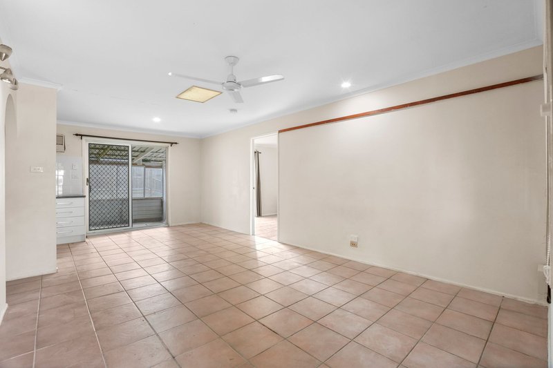Photo - 64 Second Avenue, Marsden QLD 4132 - Image 2