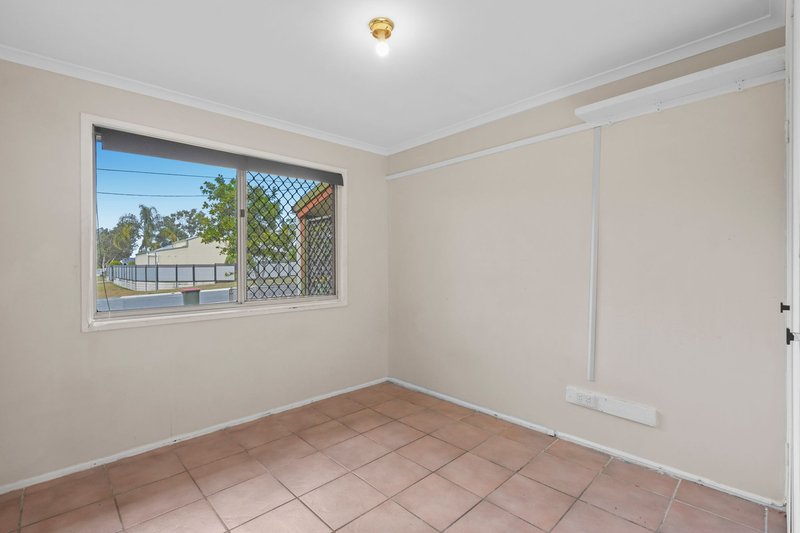 Photo - 64 Second Avenue, Marsden QLD 4132 - Image 6