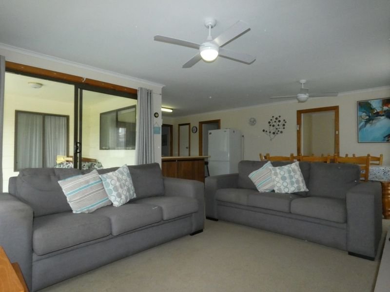 Photo - 64 Sheoak Road, The Pines SA 5577 - Image 9