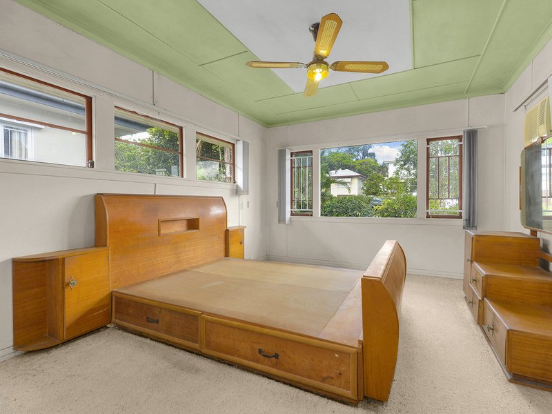 Photo - 64 Sizer Street, Everton Park QLD 4053 - Image 2