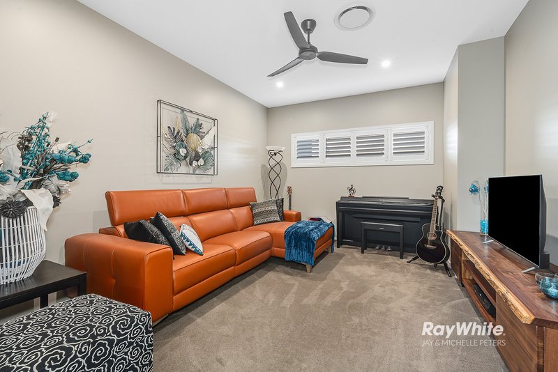 Photo - 64 Spinnaker Boulevard, Newport QLD 4020 - Image 13