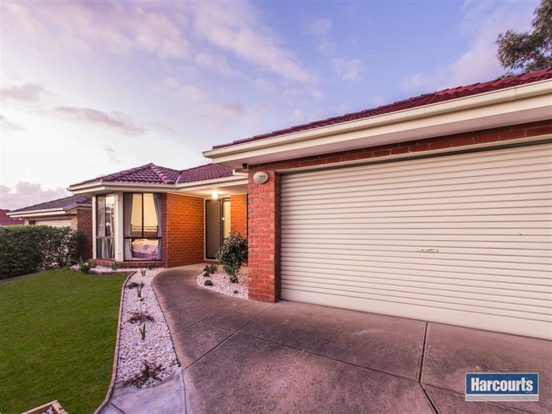 64 Strabane Way, Hampton Park VIC 3976