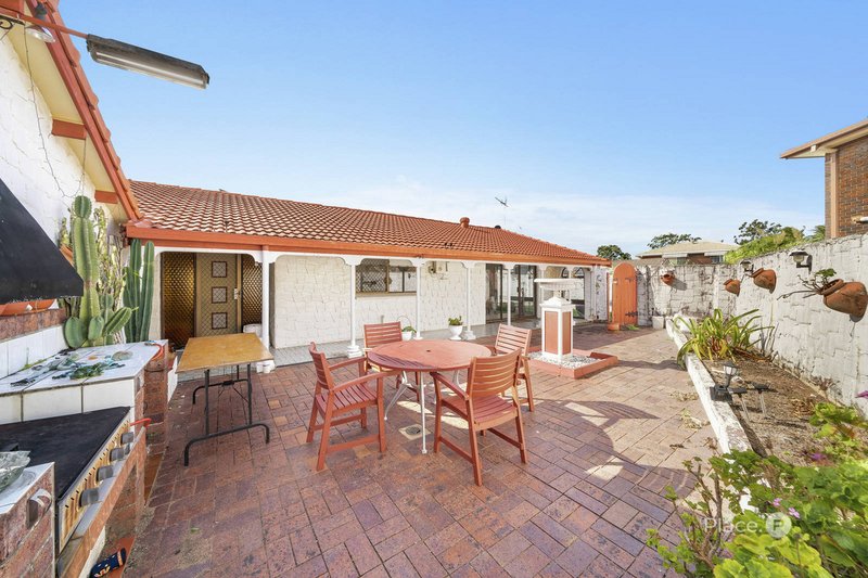 Photo - 64 Sunnyside Road, Newport QLD 4020 - Image 16