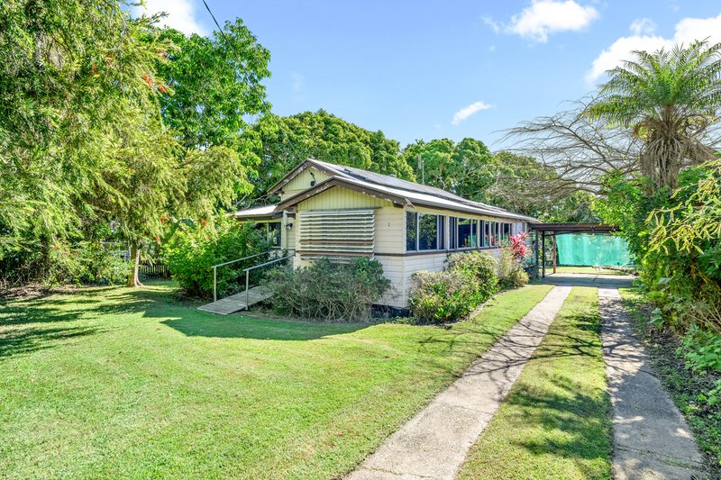 Photo - 64 Totness Street, Torquay QLD 4655 - Image 3