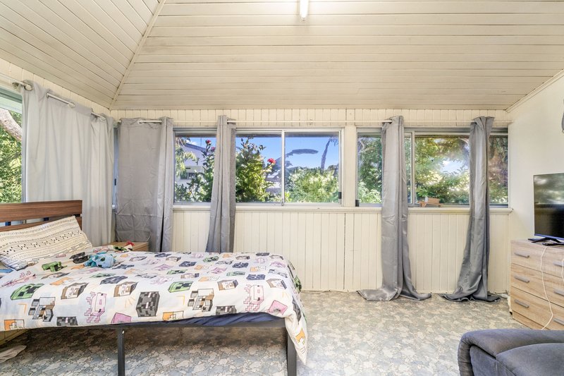 Photo - 64 Totness Street, Torquay QLD 4655 - Image 10