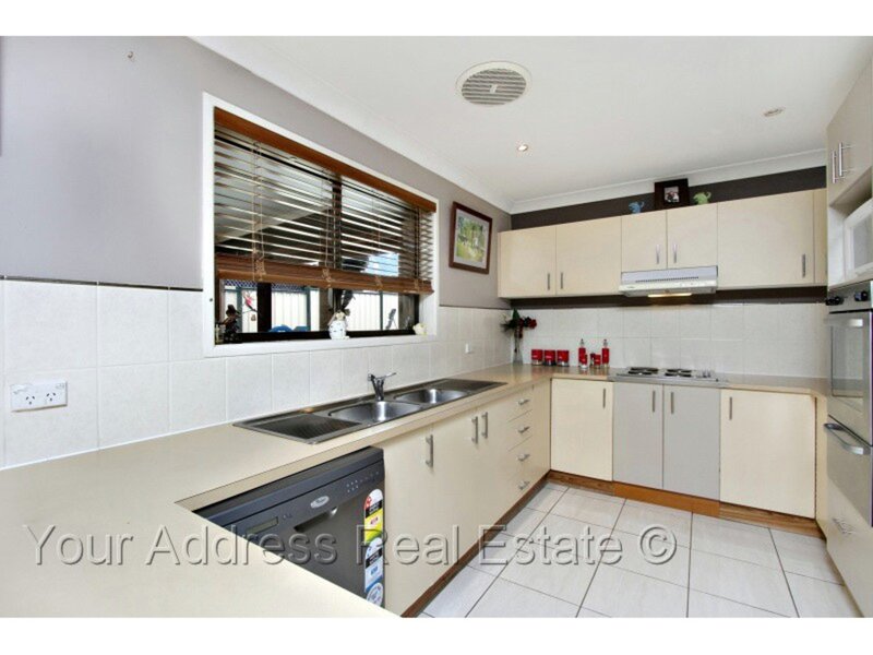 Photo - 64 Tovey Road, Boronia Heights QLD 4124 - Image 3