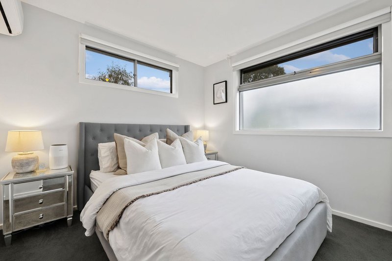Photo - 64 Tucker Boulevard, Carrum Downs VIC 3201 - Image 7