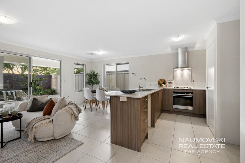 Photo - 64 Vignerons Loop, Hocking WA 6065 - Image 3