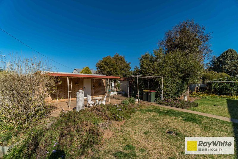 Photo - 64 Waddell Street, Canowindra NSW 2804 - Image 11