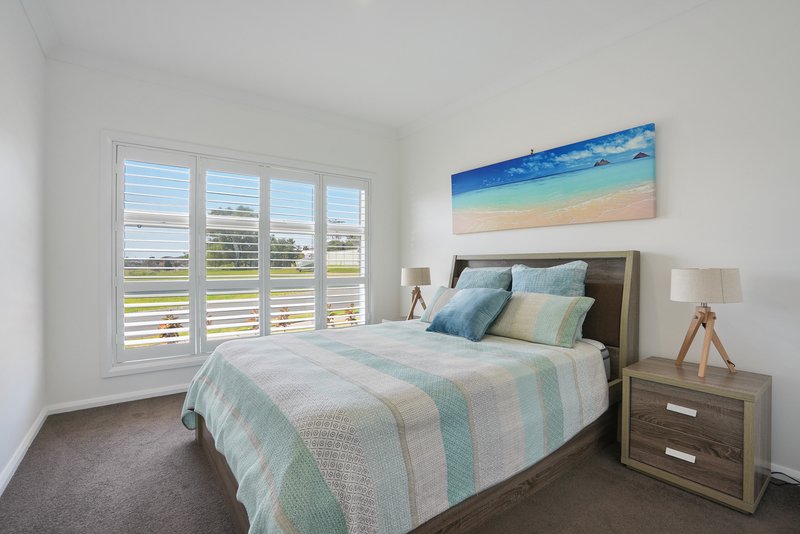 Photo - 64 Wamara Crescent, Forster NSW 2428 - Image 7