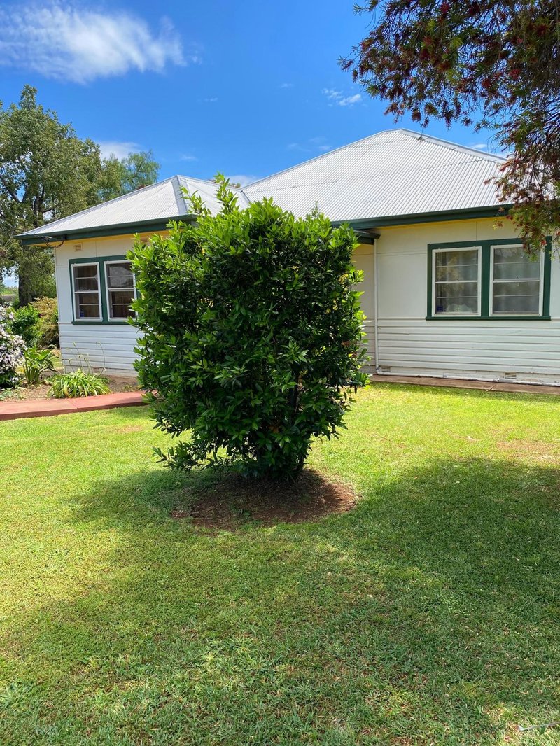 Photo - 64 Whiteley Street, Wellington NSW 2820 - Image 5