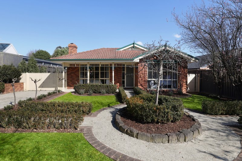 64 Willslie Crescent, Berwick VIC 3806