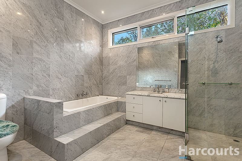 Photo - 64 Wilson Road, Glen Waverley VIC 3150 - Image 7