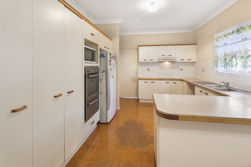 Photo - 64 Windemere Road, Alexandra Hills QLD 4161 - Image 3