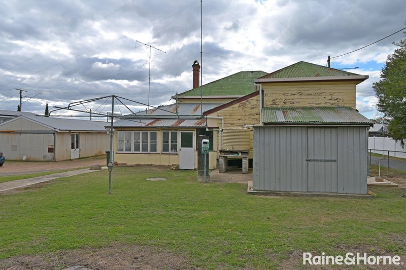 Photo - 64 Wood Street, Warwick QLD 4370 - Image 9