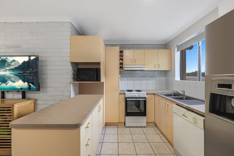 Photo - 6/4 Yallanga Place, Mooloolaba QLD 4557 - Image 6