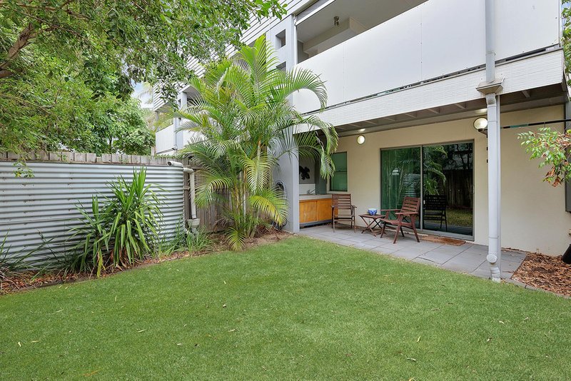 Photo - 6/40 Days Avenue, Yeronga QLD 4104 - Image 14