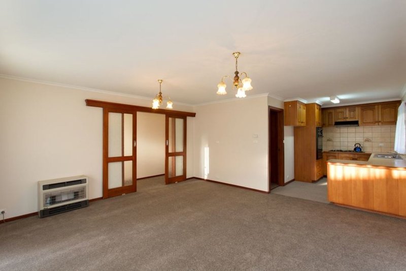 Photo - 6/405 Eureka Street, Ballarat East VIC 3350 - Image 3