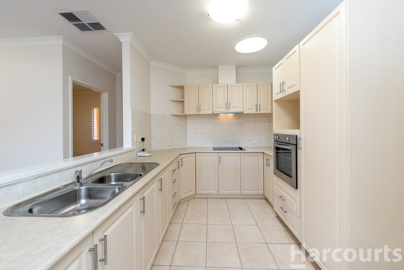 Photo - 6/41 Geographe Way, Thornlie WA 6108 - Image 3