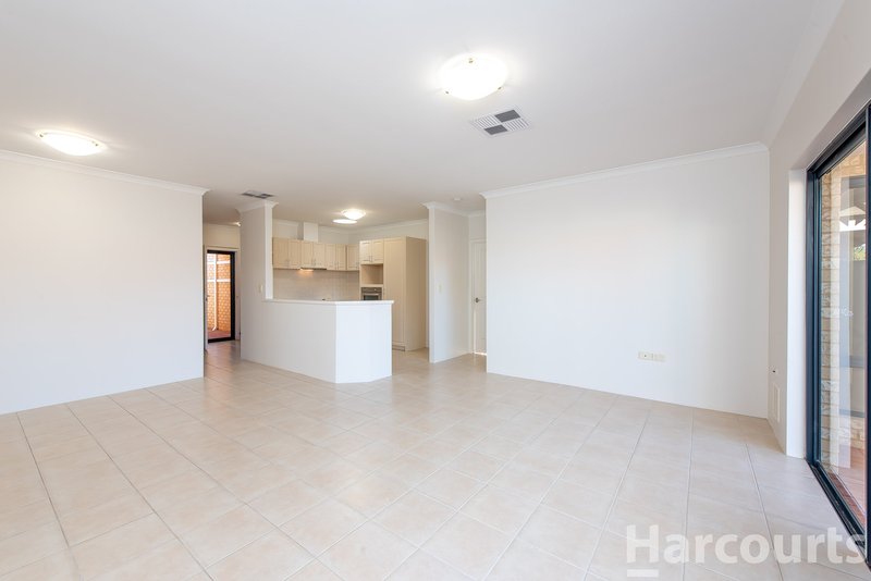 Photo - 6/41 Geographe Way, Thornlie WA 6108 - Image 9