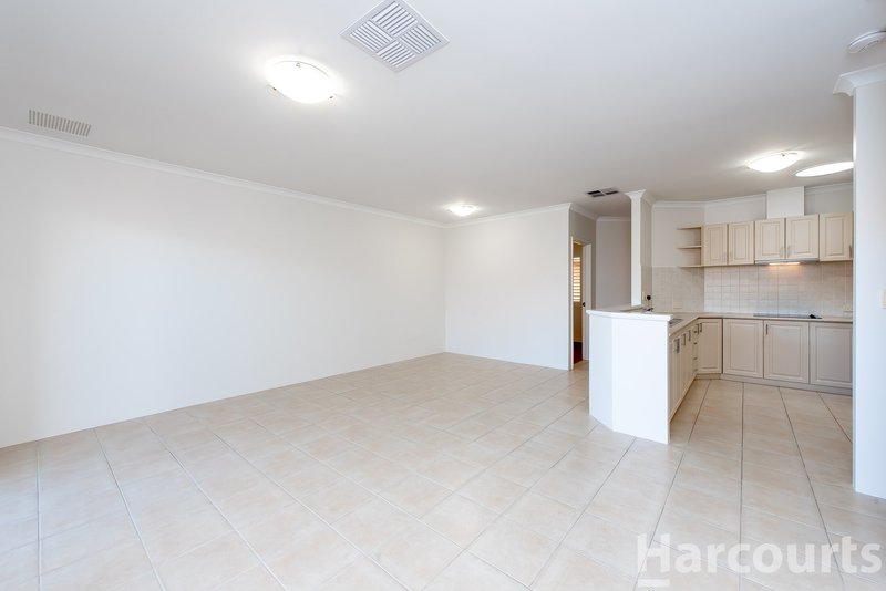 Photo - 6/41 Geographe Way, Thornlie WA 6108 - Image 11